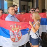"Ovako nešto nisam u životu doživeo": Milorad Mirčić nakon "proboja" u novosadski parlament 9