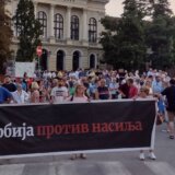 Nasilje je kad vam neko priča bajke svaki dan, pa makar to bio i Andersen: Poruka sa protesta u Kragujevcu 15