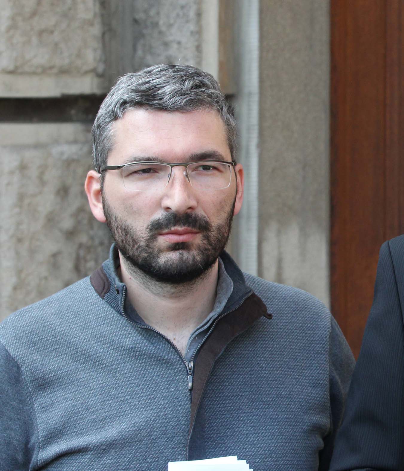 "Sada kartel može da izgubi stotine miliona evra": Sagovornici Danasa o novom Dodikovom hvaljenju Vučića 4 "Sada kartel može da izgubi stotine miliona evra": Sagovornici Danasa o novom Dodikovom hvaljenju Vučića 4