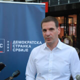 Nova DSS podnela krivičnu prijavu za napad na opštinski odbor na Voždovcu i plakata protiv Miloša Jovanovića 6