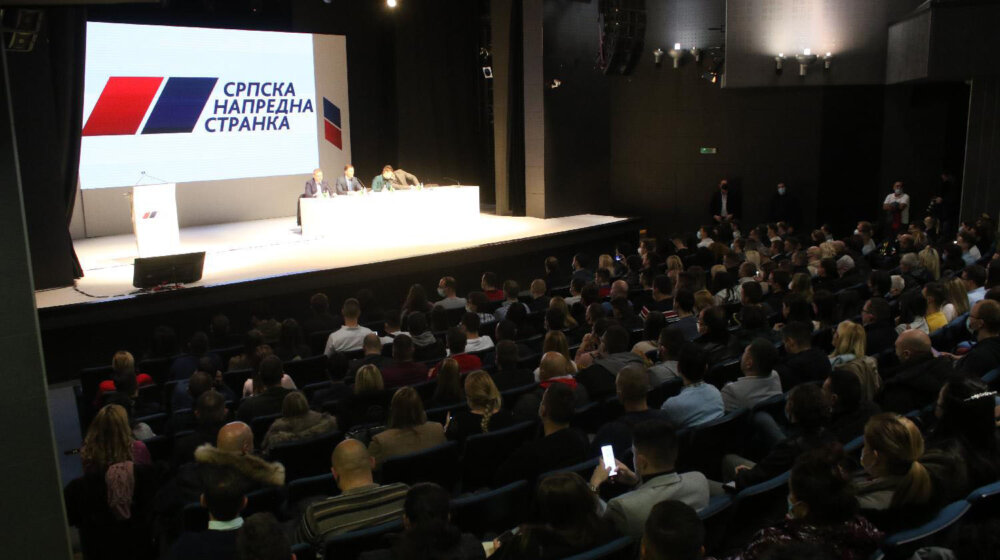 Da li lokalni izbori počinju prekršajima? 1