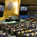 Počela sednica Generalne skupštine UN o rezoluciji o genocidu u Srebrenici: Govori Vučić, tvrdi da će raskrinkati "lažno" opravdavanje rezolucije” (VIDEO) 4