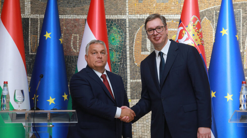Vučić sa Orbanom pred početak dva samita u Briselu 1