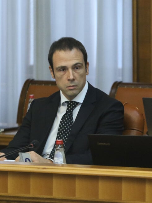 Ko je Novak Nedić : Deset godina na funkciji generalnog sekretara Vlade Srbije, uprkos brojnim aferama 3