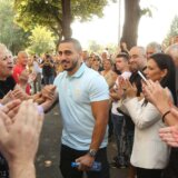 PODRSKA DELA OPOZICIJE POLICAJCIMA KOJI SU OTKRILI "JOVANJICU"