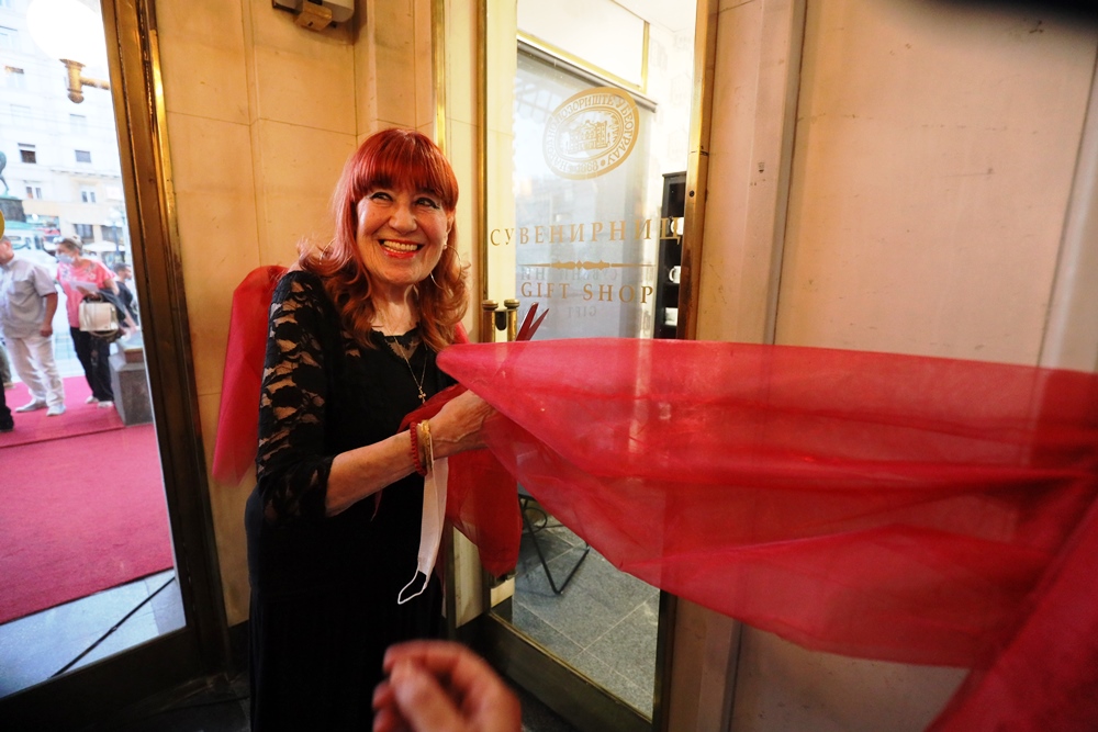 Odlazak jedne od najpriznatijih srpskih umetnica : Život i karijera Milke Stojanović 2 Odlazak jedne od najpriznatijih srpskih umetnica : Život i karijera Milke Stojanović 2