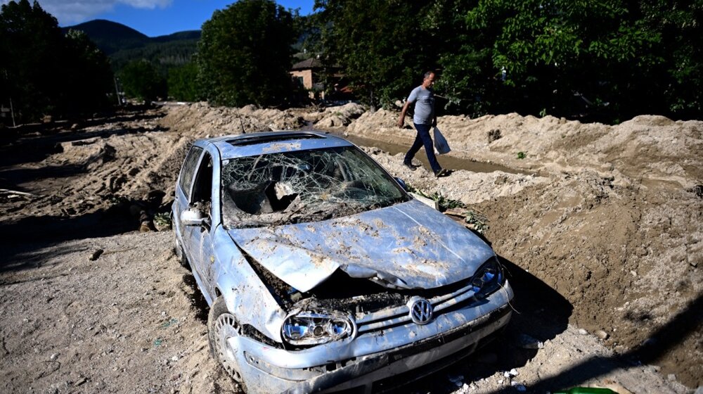 Poplave u Bugarskoj: Dve osobe poginule, dve žene i jedan muškarac se vode kao nestali (FOTO) 1