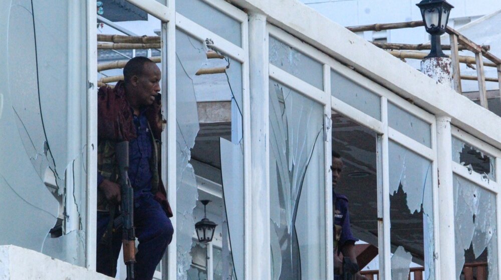 U samoubilačkom napadu u Somaliji 45 mrtvih i ranjenih 1