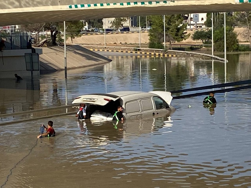 "Tela su svuda, treba nam vreća za leševe": Libija u strahu od zaraza nakon katastrofalnih poplava koje su najverovatnije odnele 20.000 ljudi 2