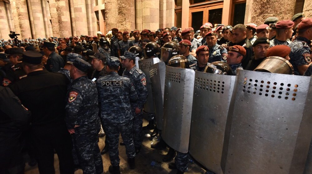 Jermeni: Najmanje 200 poginulih i 400 ranjenih u napadu Azerbejdžana na Nagorno Karabah 1