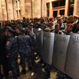 Jermeni: Najmanje 200 poginulih i 400 ranjenih u napadu Azerbejdžana na Nagorno Karabah 6