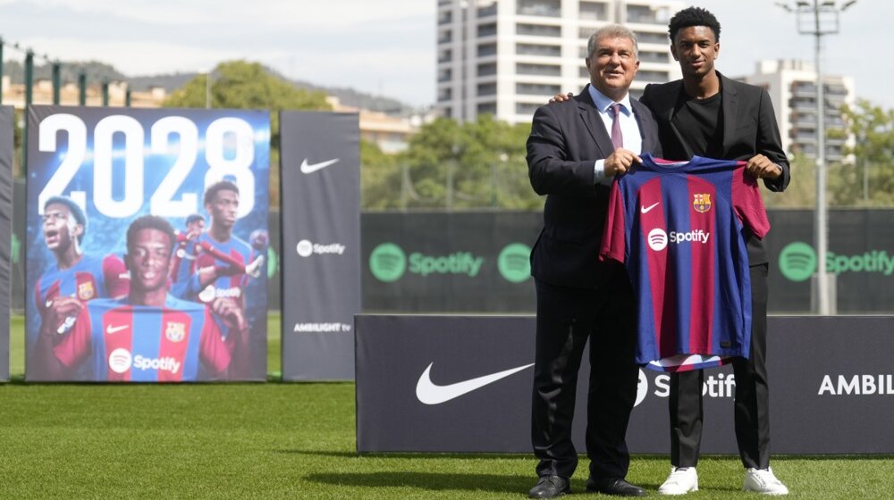 Kako se zbog deteta osramotilo Barselonino dete Balde na značajan dan svoje karijere (VIDEO) 1