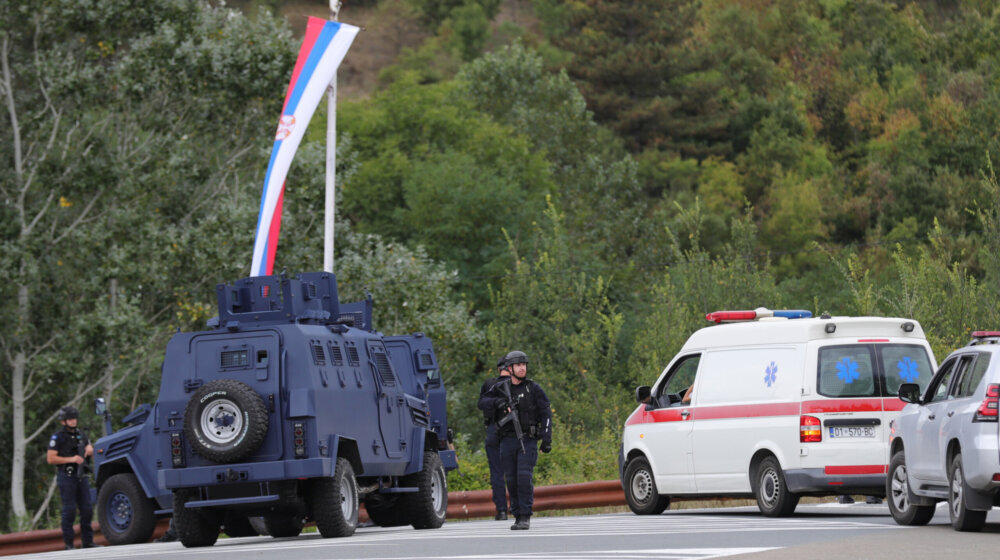 Direktor Kosovske policije: I dalje nepoznato kako su se naoružana lica povukla iz manastira Banjska 12