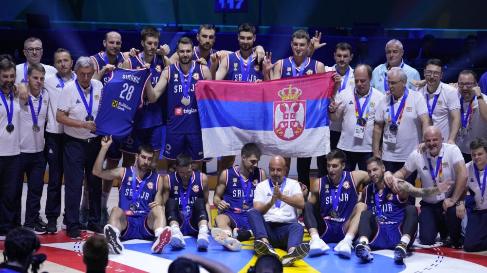 Kako god, hvala Amerikancu Vajlendu što nam je pre 100 godina doneo prvu košarkašku loptu: Srbija gubi finala, ali daruje srebra kojima se niko ne nada 1