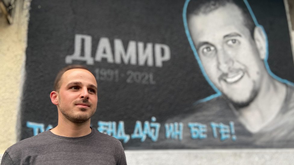 Umetnost: Murali kao moderni spomenici, zašto nas preminuli gledaju sa sve više zidova 1 Ivan Ivanović