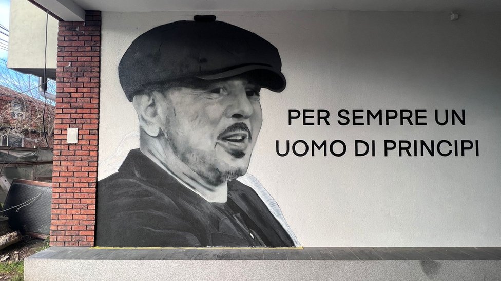 Umetnost: Murali kao moderni spomenici, zašto nas preminuli gledaju sa sve više zidova 3 Mural