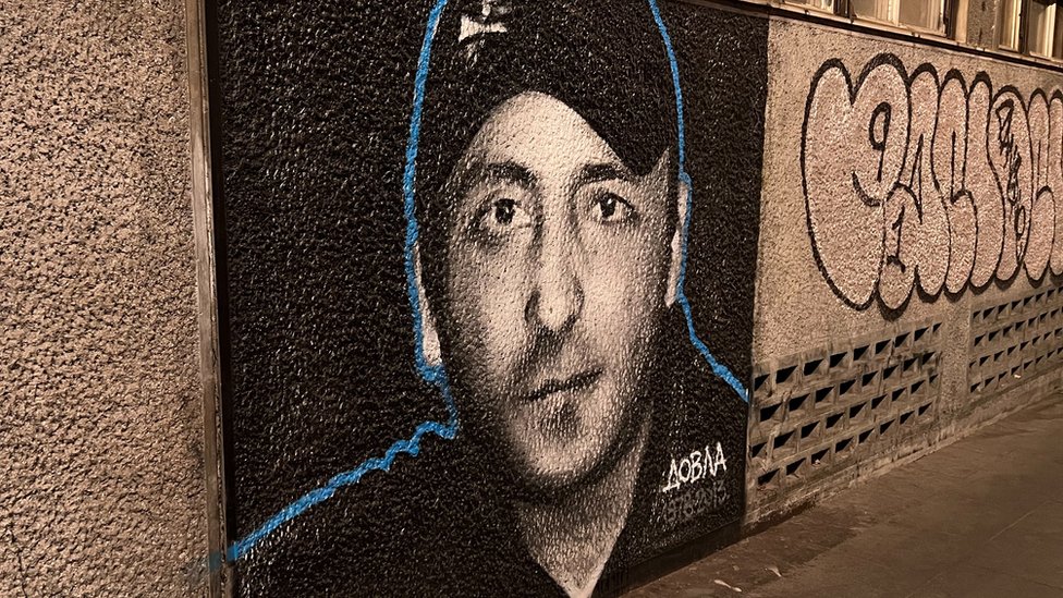 Umetnost: Murali kao moderni spomenici, zašto nas preminuli gledaju sa sve više zidova 12 Murali