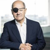 Nemačka i društvene mreže: „Pirat Olaf" Šolc se našalio na račun povrede zadobijene na trčanju 7