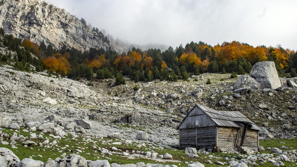 Jugoslavija i avioni: Nesreća na crnogorskom Maganiku budi jeziva sećanja i pola veka kasnije 4 katuni