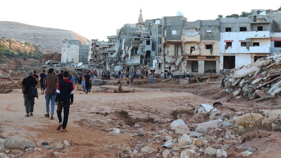 Poplave u Libiji: Strahuje se da će broj poginulih biti do 20.000 - „Voda je nosila ljude, bilo je kao sudnji dan" 7 A view of devastation in disaster zones after the floods caused by the Storm Daniel ravaged the region in Derna, Libya on September 12, 2023.