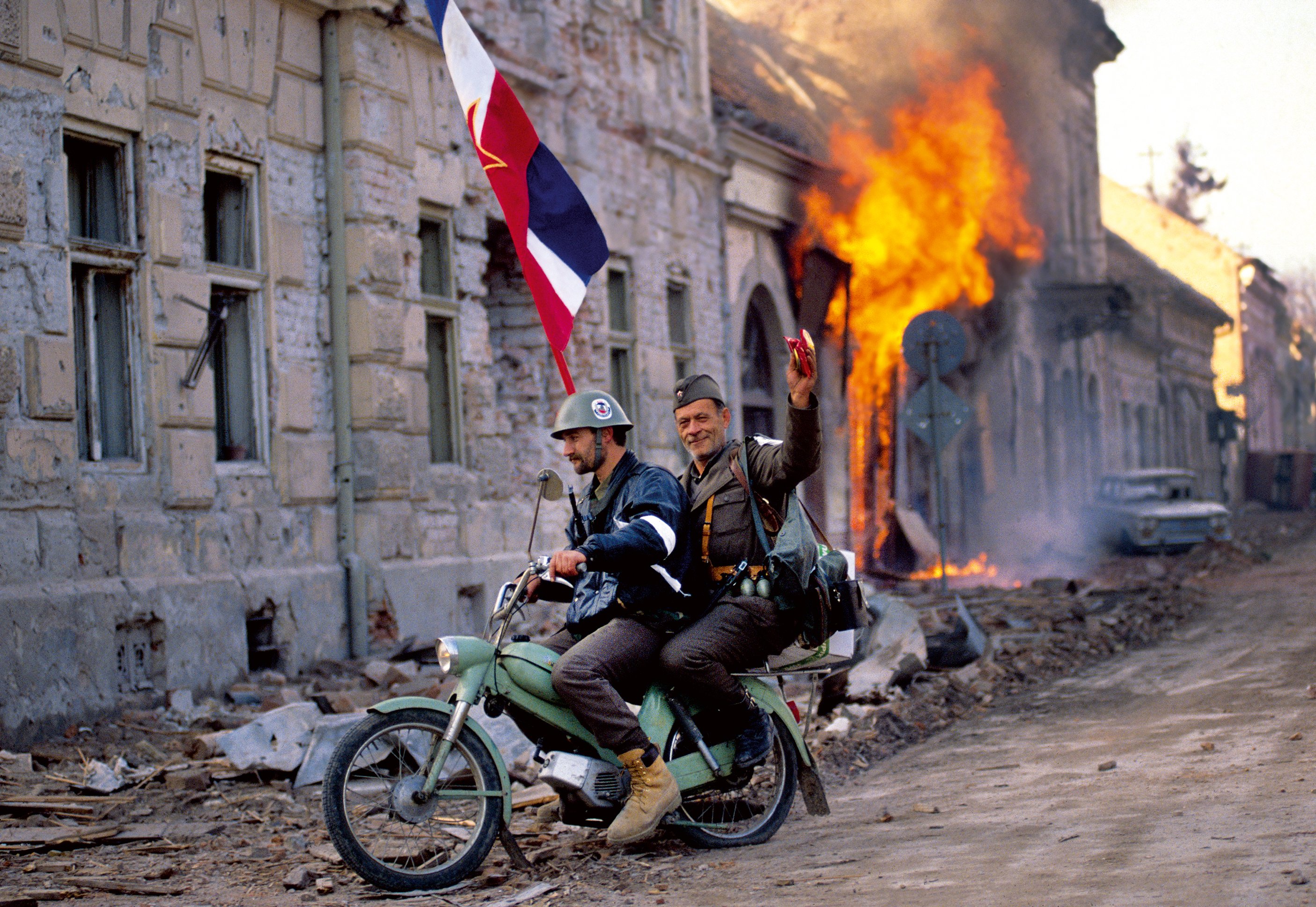 Dragoljub Zamurović, fotografija i istorija: Dnevnik patnje, ratova i sukoba u bivšoj Jugoslaviji 9 Vukovar