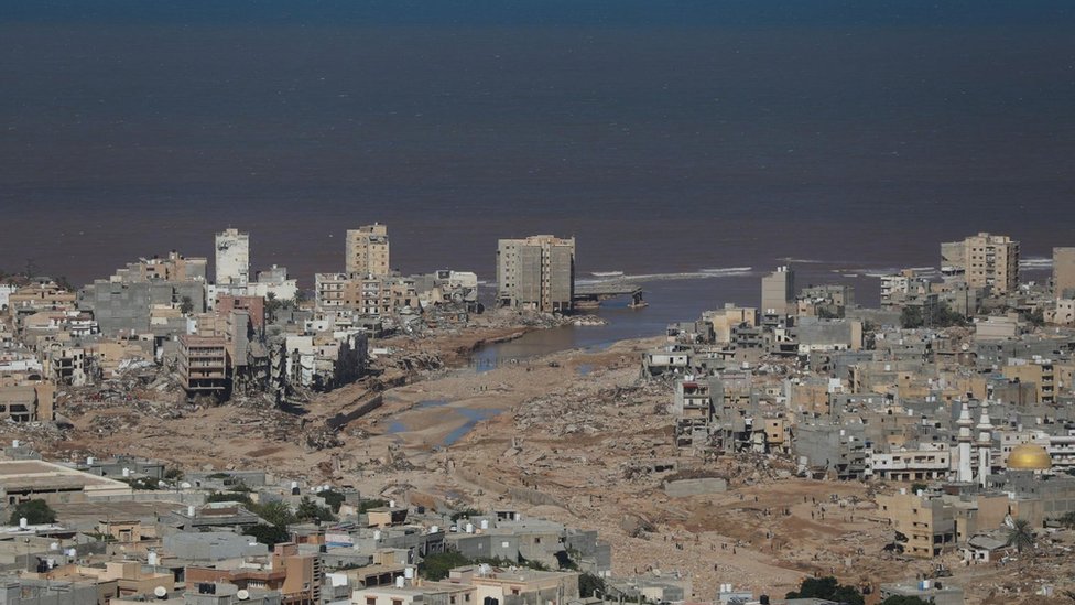 Poplave u Libiji: Strahuje se da će broj poginulih biti do 20.000 - „Voda je nosila ljude, bilo je kao sudnji dan" 1 Flooded city of Derna