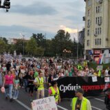 Srbija i politika: Dvadeset i prvi protest „Srbija protiv nasilja" u Beogradu, šetnja ponovo do RTS-a 9