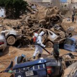 Poplave u Libiji: Tela koje izbacuje more teško prepoznatljiva 5