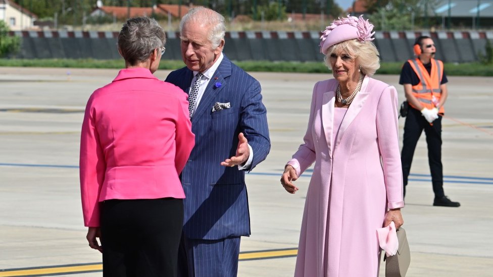 Velika Britanija i Francuska: Kralj Čarls Treći održao govor pred francuskim Senatom 12 čarls, kamila