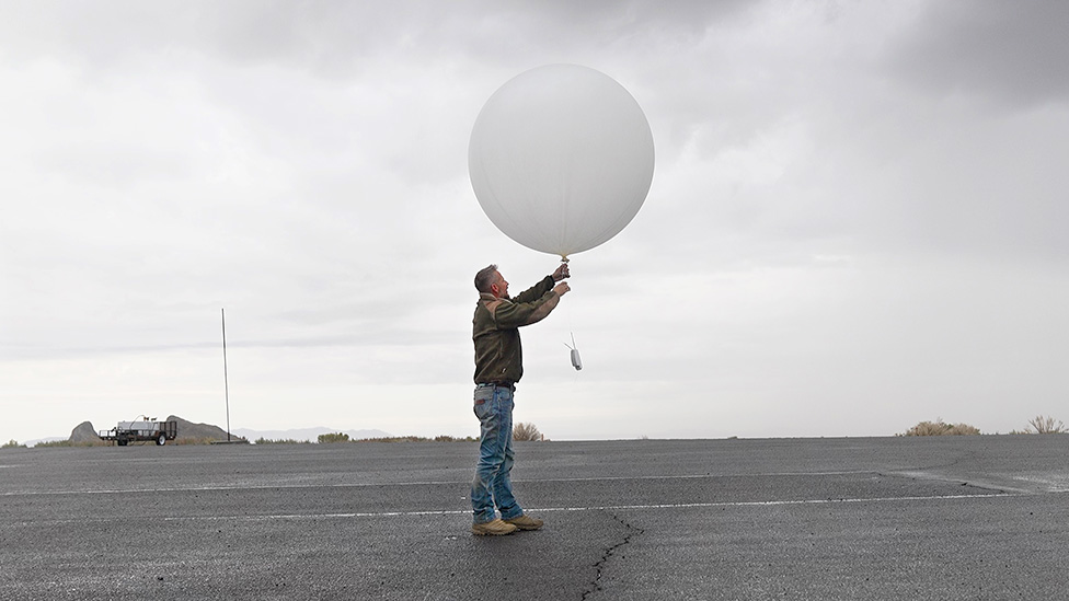 Astronomija: NASA dočekala uzorke „najopasnije stene" po Zemlju 7 Lansiranje vodenog balona