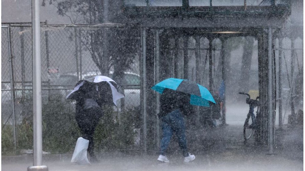 Ljudi na ulicama Njujorka