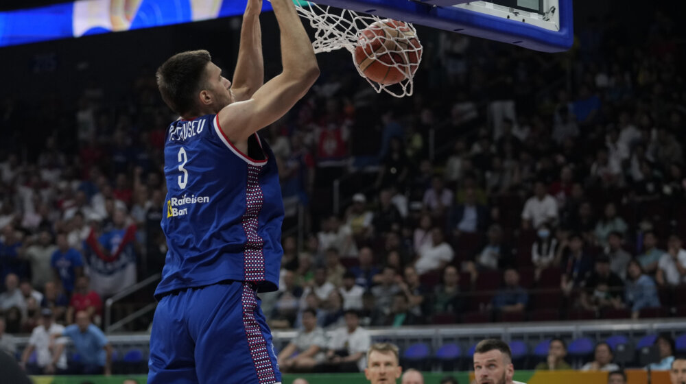 Džejms Harden trejdovan u Kliperse, sa njim otišao i Filip Petrušev 1