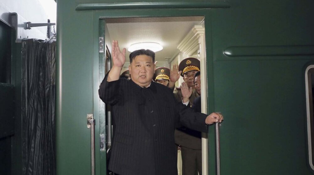 Pojačane ratne pripreme: Kim Džong Un pregledao vojne brodove 1