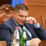 Danas saznaje: Nikola Nikodijević po četvri put predsednik Skupštine grada Beograda, ko će mu biti zamenici i koja će mesta još dobiti SPS? 8