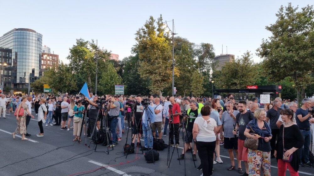 (VIDEO) U Beogradu održan 18. protest "Srbija protiv nasilja", građani se razišli 1