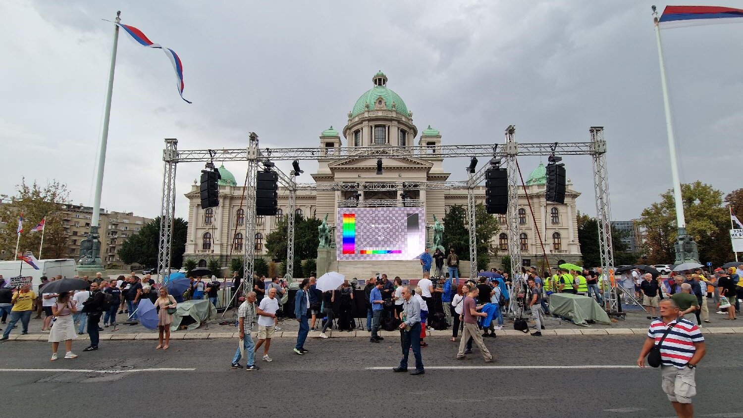 "Država i narod su taoci mafije": Kako je izgledao 21. protest Srbija protiv nasilja u slikama (FOTO) 3 "Država i narod su taoci mafije": Kako je izgledao 21. protest Srbija protiv nasilja u slikama (FOTO) 3