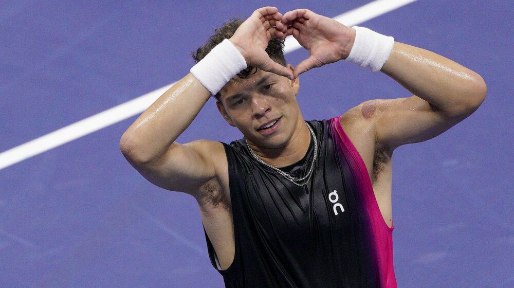 Đoković u polufinalu Ju Es opena protiv šampiona sa koledža: Šelton bolji od Tijafoa 1