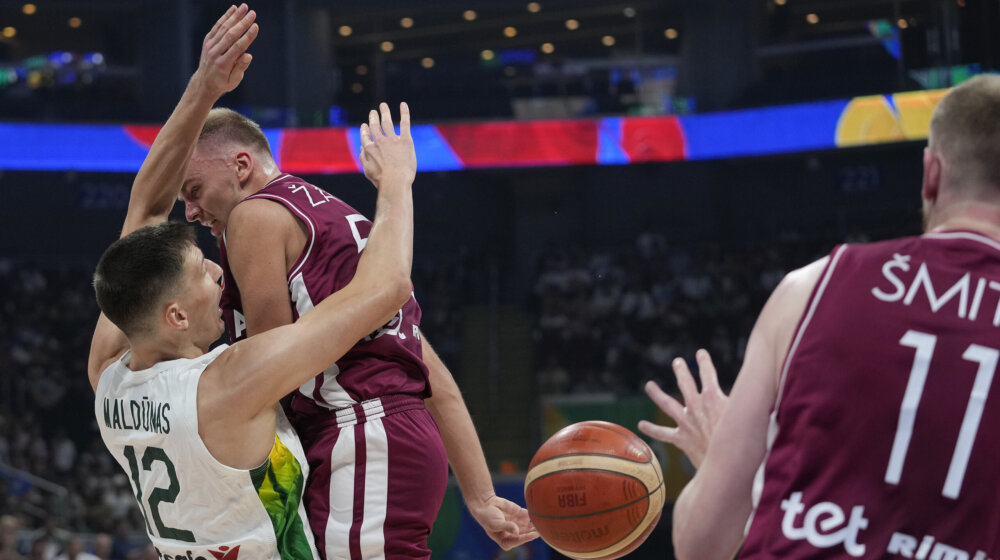 (VIDEO) Komšijski dueli u razigravanju: Letonci peti, njihov Žagars nadmašio i Kukoča u rekordu po asistencijama, Slovenci sedmi 1