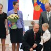 "Rusija priprema sledeću generaciju da umre za svoju zemlju": Autorka knjige o Putinovoj Rusiji o novom obrazovnom programu 10