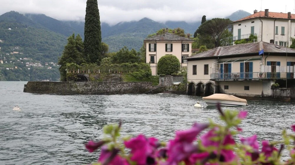Džordž Kluni prodaje kuću na jezeru Komo, cena prava sitnica 1
