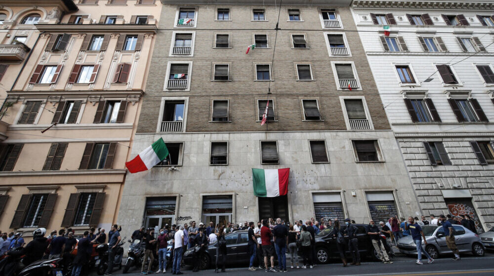 RSE: Ultradesničari iz Srbije prisustvovali fešti italijanskih neofašista, jedna od debata posvećena Kosovu 1