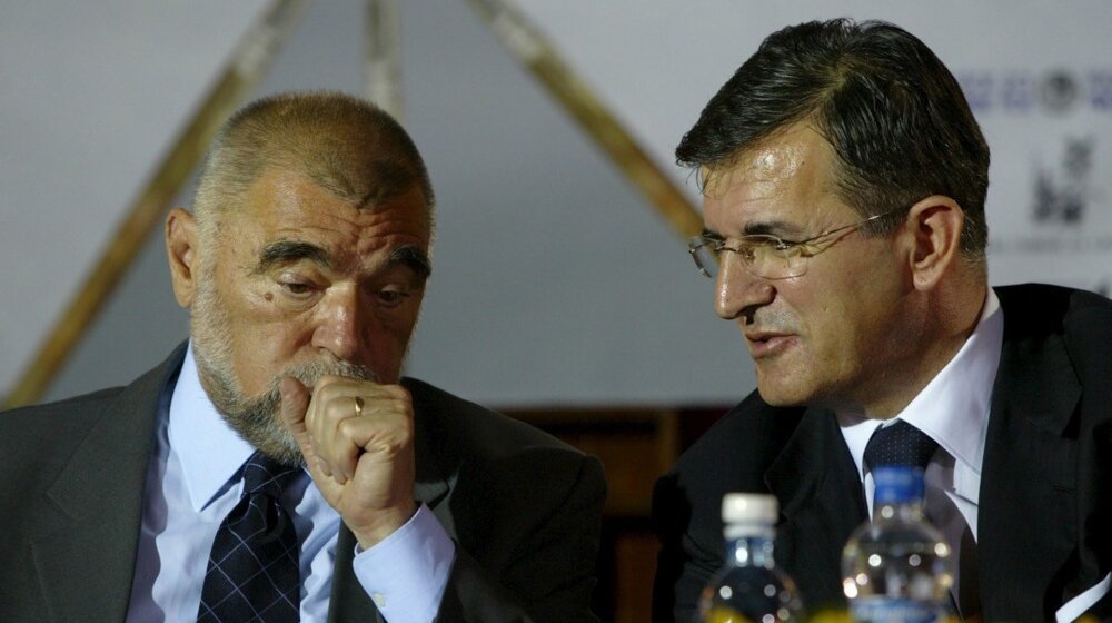 "Izvinjenja građanima obe zemlje": Kako je izgledala prva zvanična poseta hrvatskog predsednika Srbiji i Crnoj Gori? 1