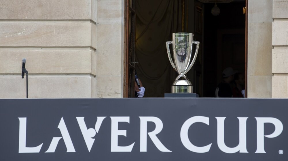 "Ljudi u crnom" pretopili hokejašku ploču u tenisko igralište: U Vankuveru još jednom Evropa protiv ostatka Sveta u Kupu Lejvera 1