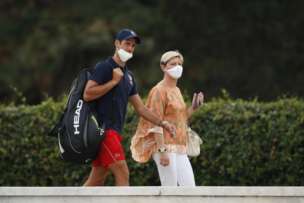 Kraj đira s omiljenim parom: Ko su Edoardo Artaldi, dugogodišnji šef 'Đokovićevog kabineta', i supruga mu Elena Kapelaro, negovatelji imidža teniskog šampiona 2 Kraj đira s omiljenim parom: Ko su Edoardo Artaldi, dugogodišnji šef 'Đokovićevog kabineta', i supruga mu Elena Kapelaro, negovatelji imidža teniskog šampiona 2