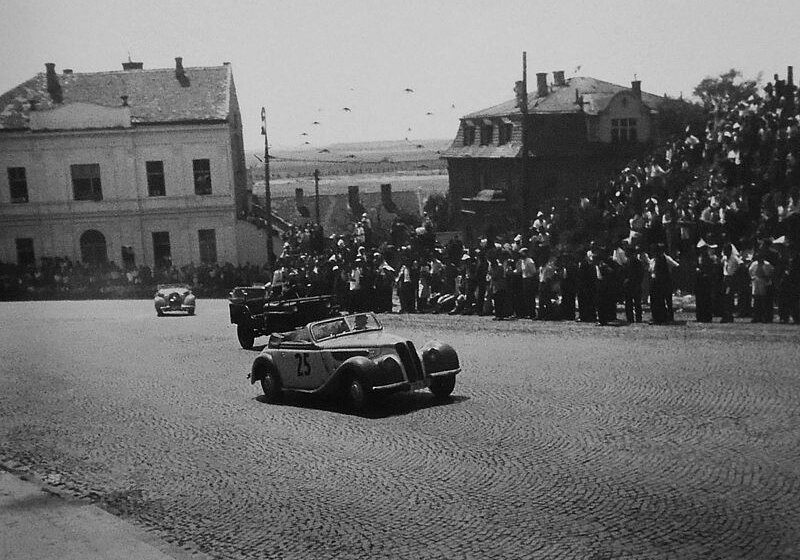 "Kraljica Marija je bila prva žena reli vozač na ovim prostorima": Čuveni Gran Pri oko Beograda iz 1939. ponovo na ulicama srpske prestonice 1