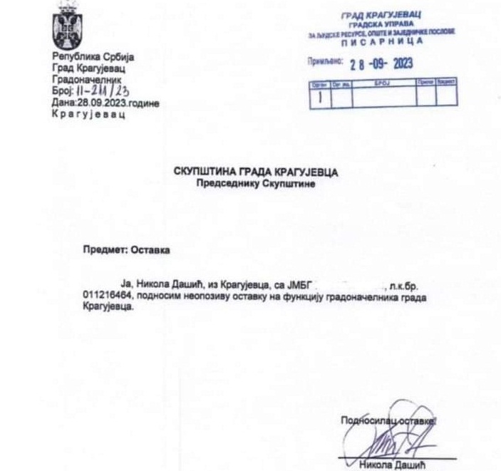 Vlast se osvaja na izborima a ne „pritiskom” na ulici: Gradonačelnik Kragujevca Nikola Dašić potvrdio ostavku na konferenciji za štampu 2