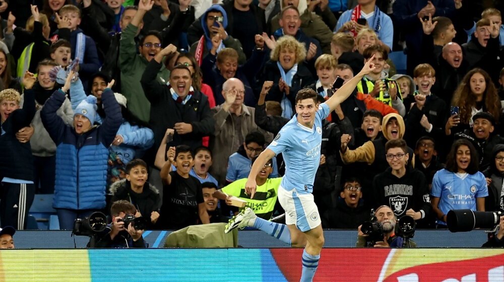 (VIDEO) Anketa među navijačima Mančester sitija o duelu engleskog šampiona i Crvene zvezde: Da sam Srbin, mrzeo bih da gledam ovakav tim svake nedelje 1