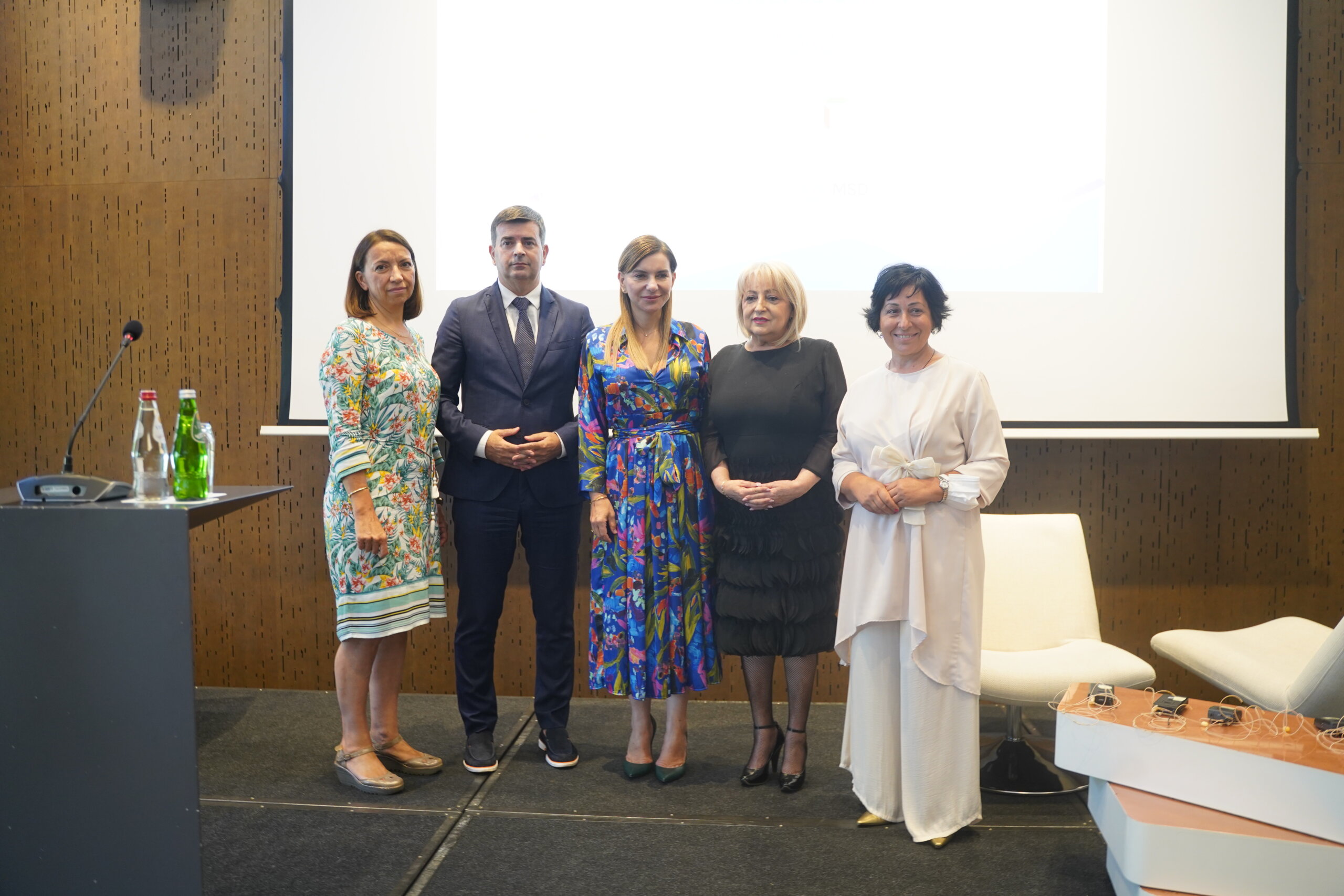 U Srbiji 27.000 dečaka i devojčica primilo HPV vakcinu: Stručnjaci otkrivaju da li je to dovoljno 1