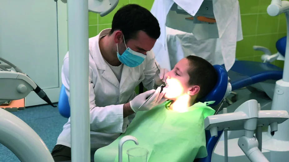 Kako do besplatne popravke zuba, proteza, krunica: Dekan Stomatološkog fakulteta u Beogradu prof. dr Aleksa Marković za Danas 1