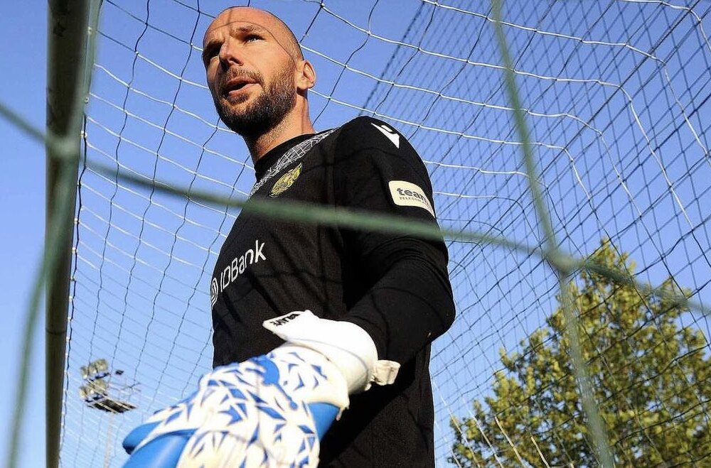 Ne volim da gubim ni kad igram karte: Srbin na golu Jermenije 2 Ne volim da gubim ni kad igram karte: Srbin na golu Jermenije 2